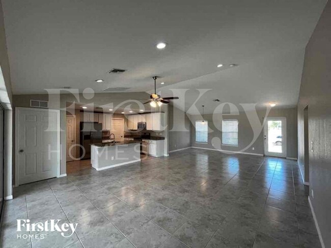 Building Photo - 3237 NW 41st Pl