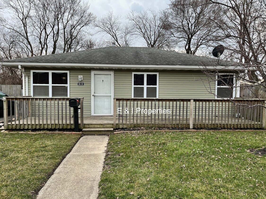 1610 177th St, Hammond, IN 46324 House Rental in Hammond, IN