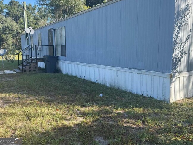 Foto del edificio - 151 Ed Brown St