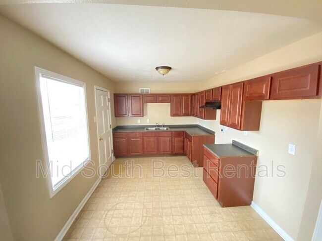 Foto del edificio - 4238 Wanatah St