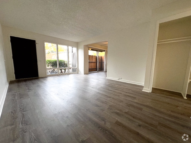Building Photo - 615 Rancheria Dr