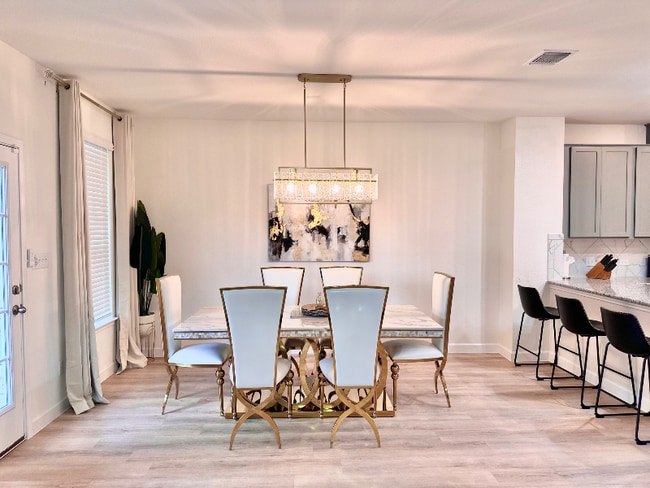 Foto del edificio - 1106 Aronia Ln