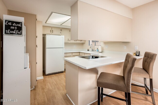 Foto del edificio - 4515 W Continental Dr