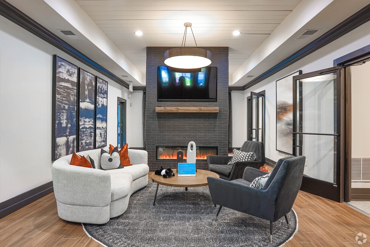 Photo - Hawthorne North Druid Hills Apartments