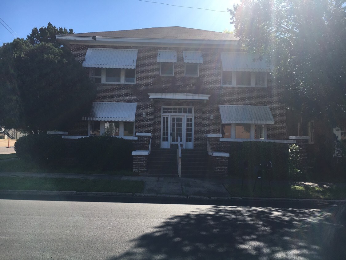 Primary Photo - 1416 24th Ave