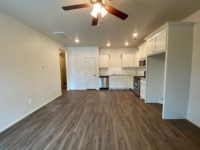 Building Photo - 3 Bed 2 Bath Home in Edmond