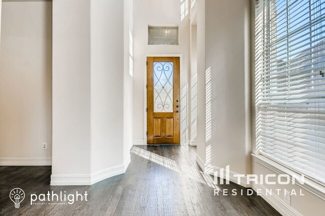 Building Photo - 12675 Tealsky Dr