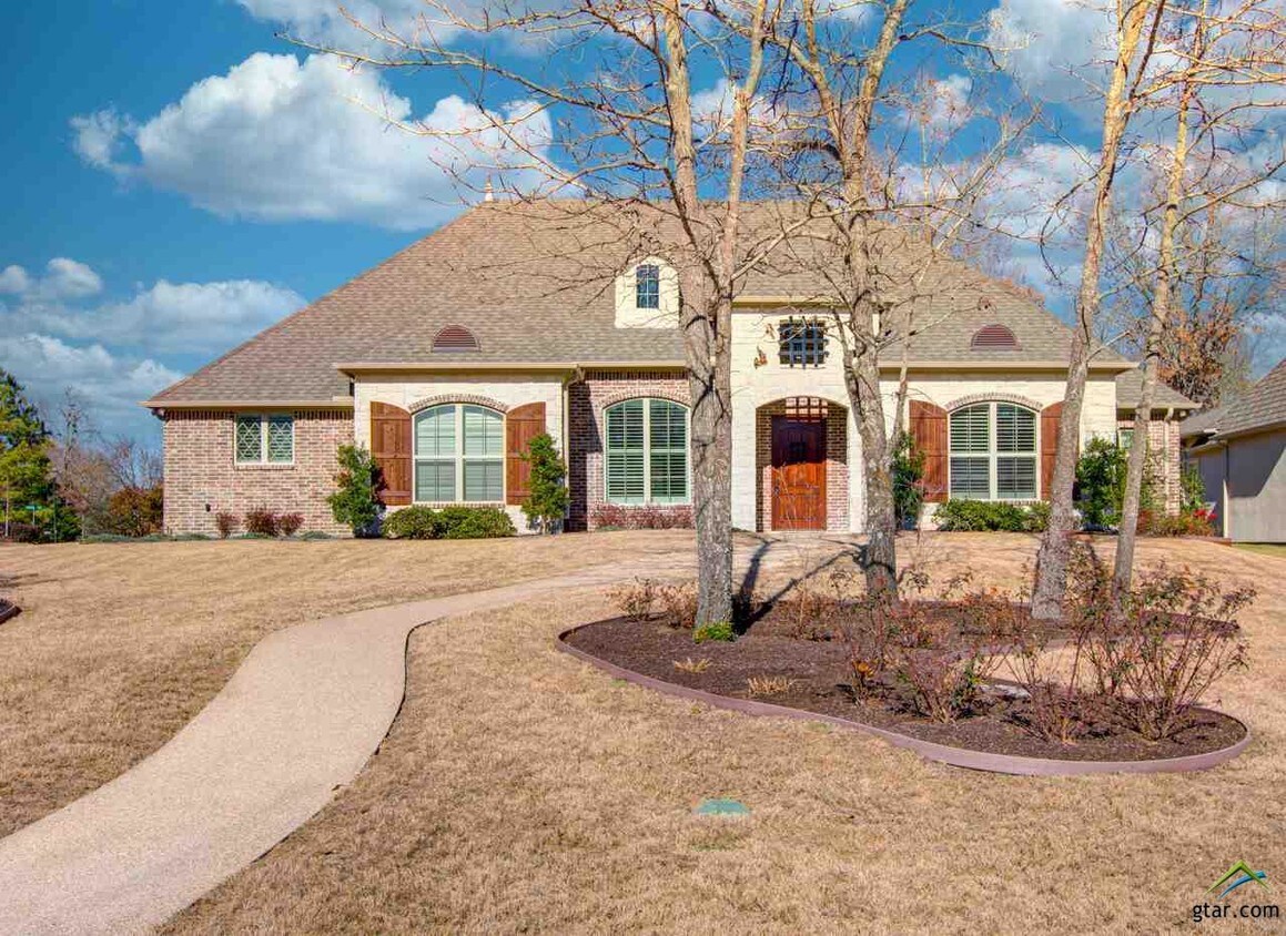 Primary Photo - 4725 Cascades Shoreline Dr
