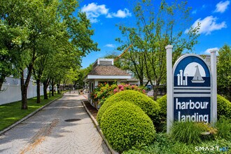 Building Photo - 14 Harbour Close