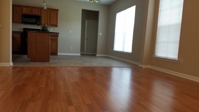 Old Pic - New Floor is all wood - 645 Greenlaw Pl