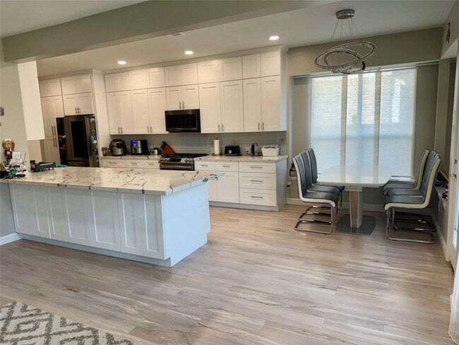 Foto del edificio - 22430 Tullis Trail Ct