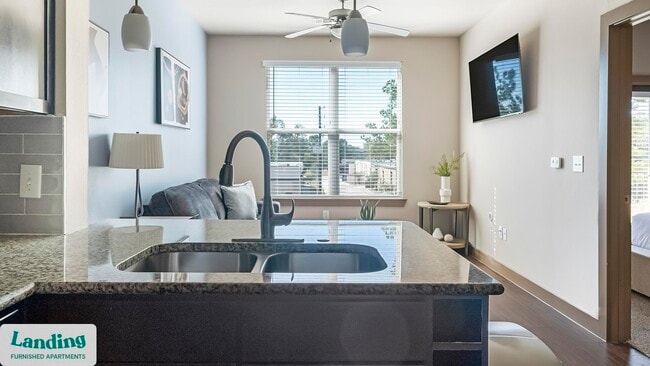 Foto del edificio - 13920 Mandolin Dr