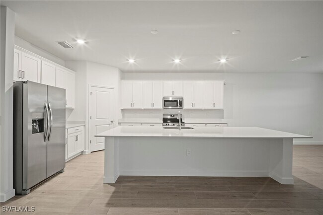 Building Photo - 10617 Timber Crk Dr