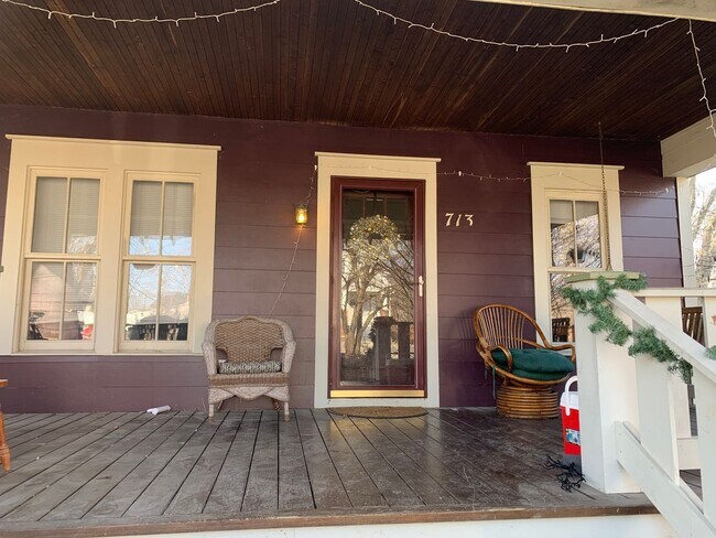 Foto del edificio - Spacious 3 bed/3 bath Home near Switchyard Park!