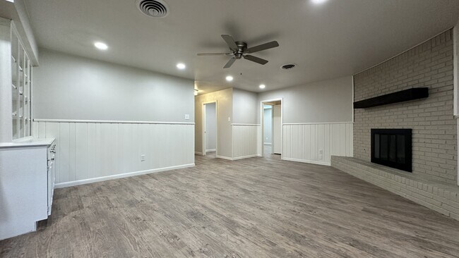 Foto del edificio - 5213 16th St