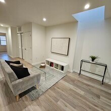 Building Photo - 1638 16th St SE