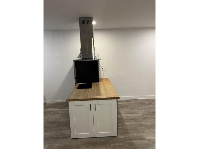 Building Photo - 7 Rue Mutchmore