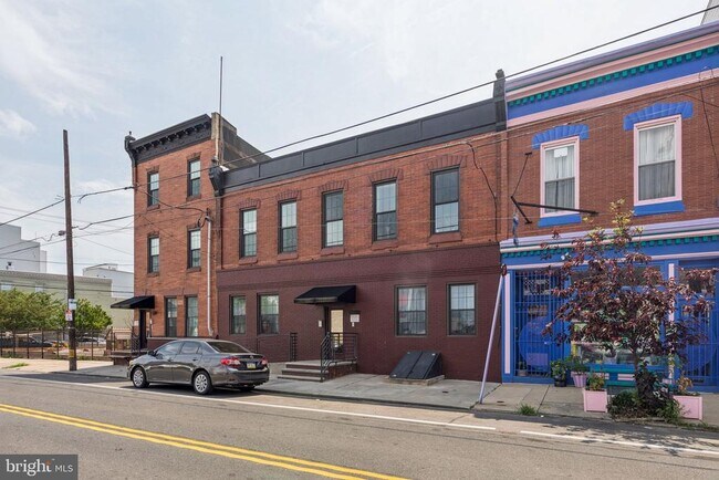 Foto del edificio - 2529-35 Frankford Ave
