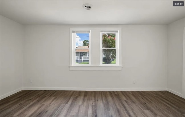 Foto del edificio - 731 Cameron St