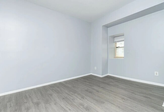 Foto del edificio - 6100 Nassau Rd