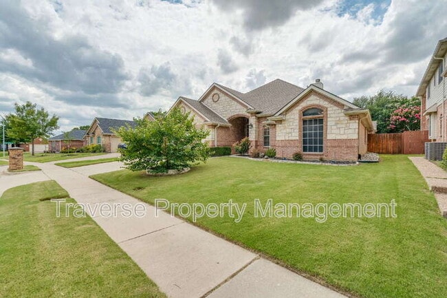 Building Photo - 12209 Maplewood Dr