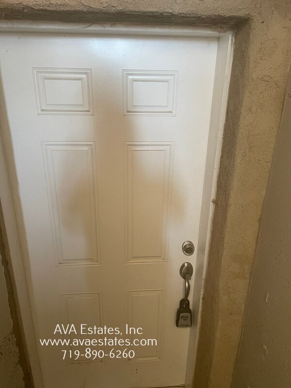 Foto del edificio - 176 Gamble Ln
