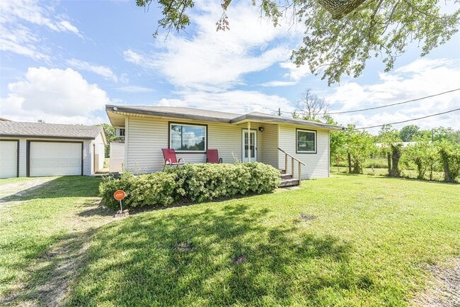 Foto del edificio - 8107 Tye Ln