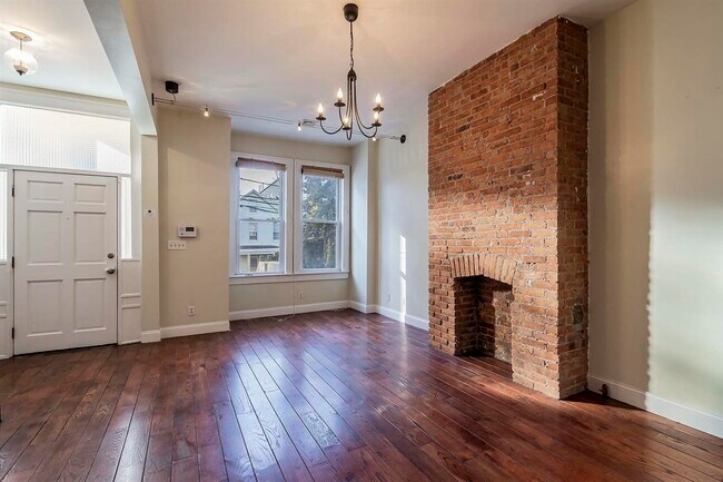 Foto del edificio - 114 Cottage St
