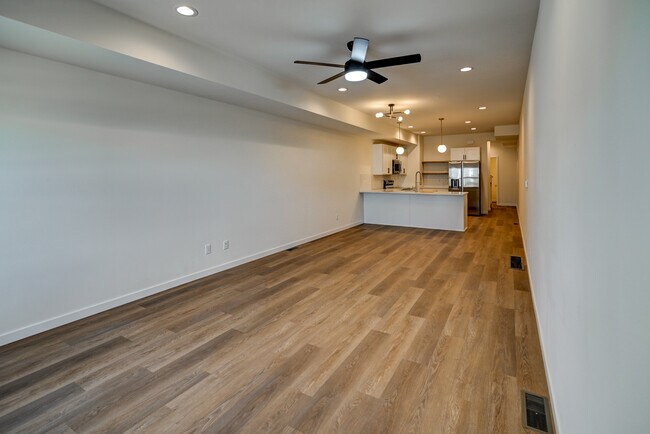 Foto del edificio - 4881 Lacy Rd