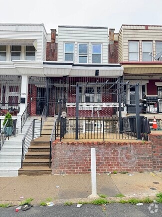 Building Photo - 3934 Glendale St