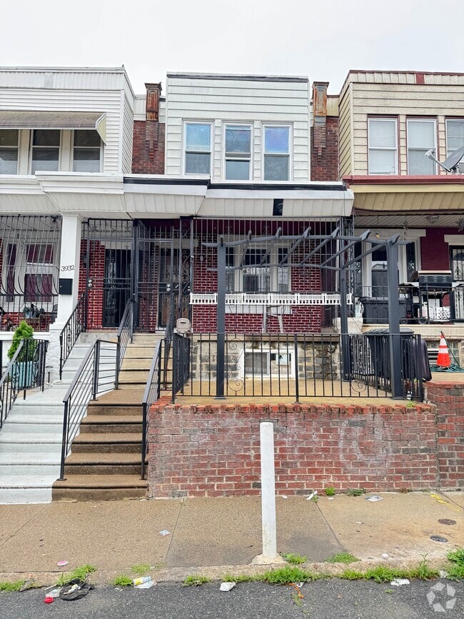 Building Photo - 3934 Glendale St