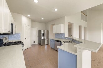 Building Photo - 20307 Wild Berry Dr