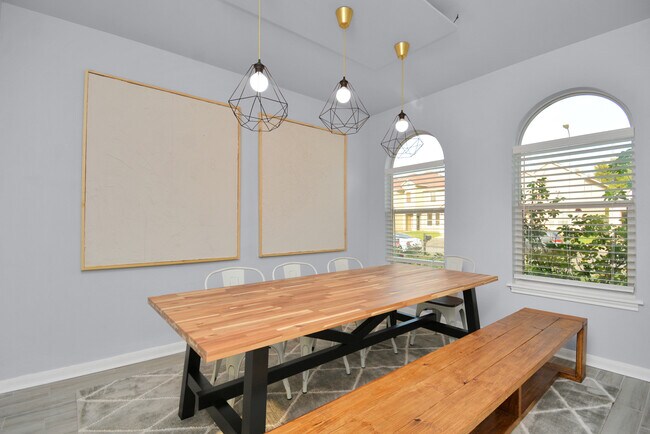 Foto del edificio - 7519 Woodland Gate Dr