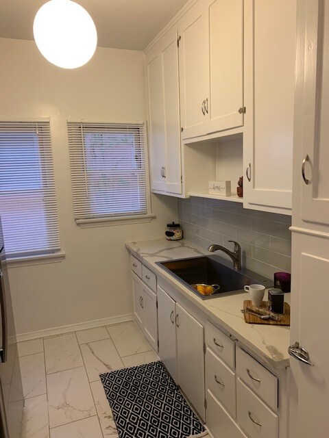 Kitchen - 1105 Mound Ave