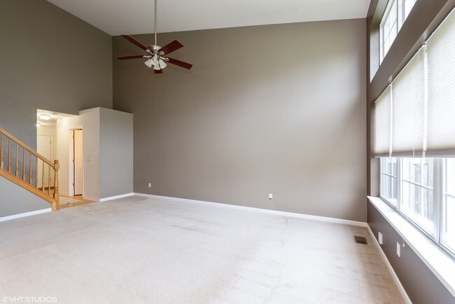 Building Photo - 723 Meridian Ct