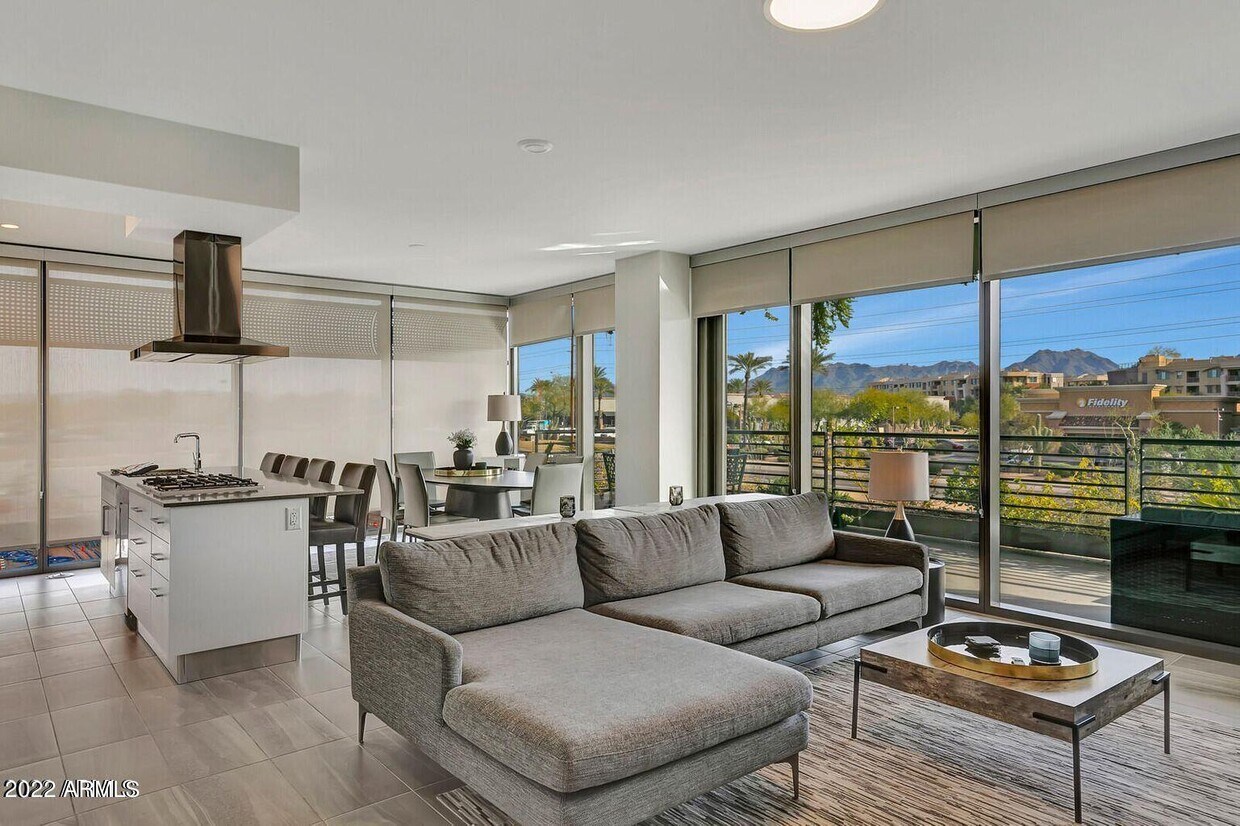 Foto principal - 7180 E Kierland Blvd