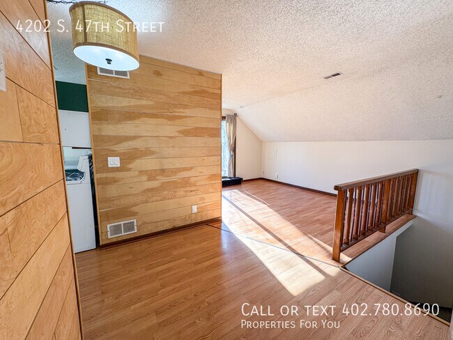 Foto del edificio - 4202 S 47th St