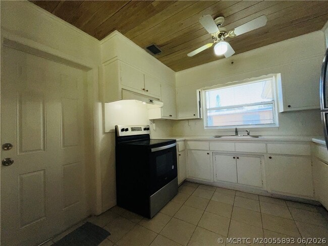 Foto del edificio - 1406 Citrus Ave
