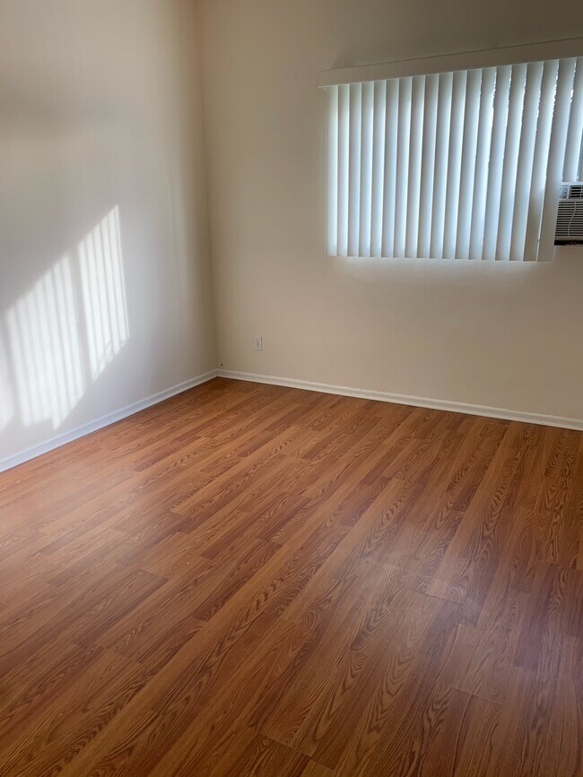 Bedroom 1 - 4413 Ethel Ave