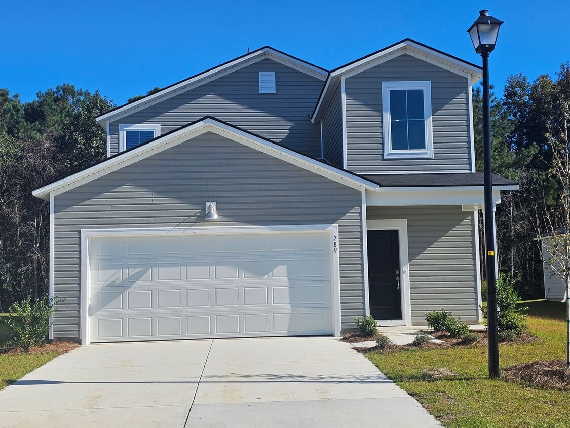 New 5 Bedroom/ 2.5 Bath Home - New 5 Bedroom/ 2.5 Bath Home