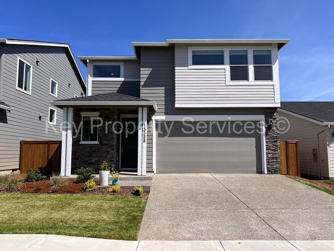 Foto principal - Gorgeous Modern Traditional Home in Brush ...