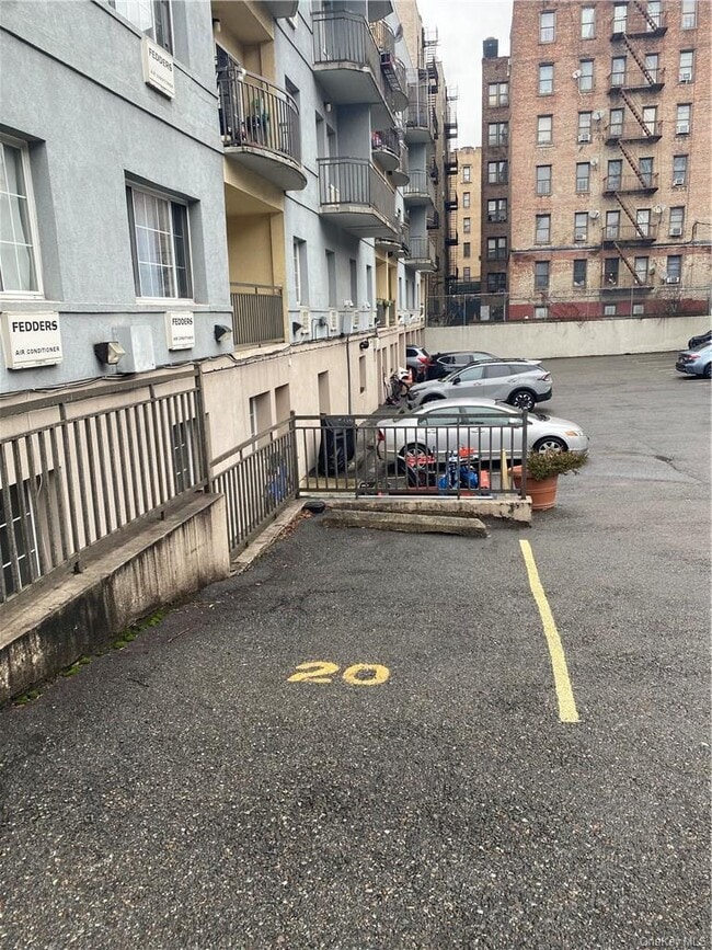 Foto del edificio - 2792 Sedgwick Ave