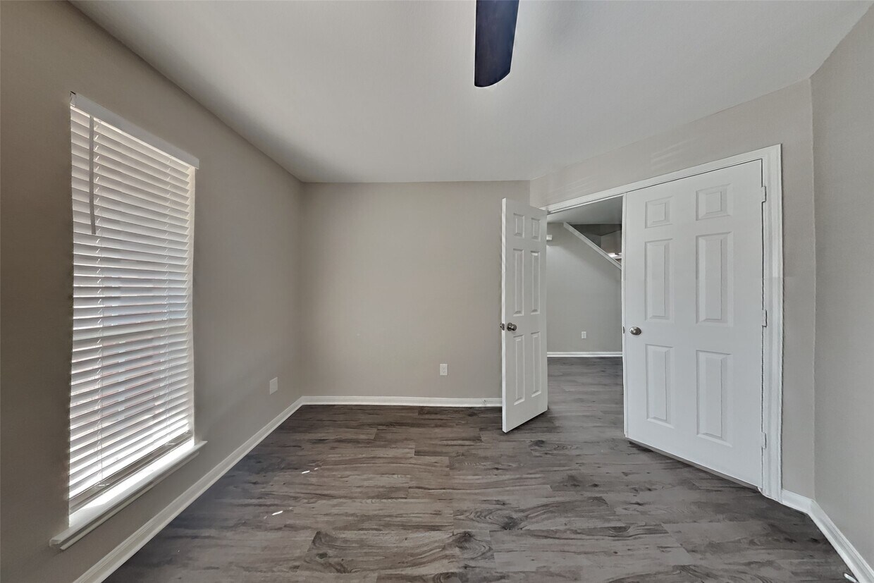 Foto del edificio - 6110 Wilcox Point Dr