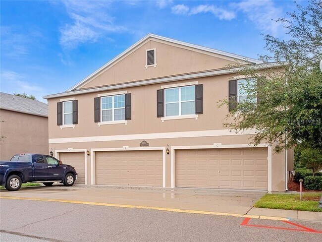 Building Photo - 3593 Seneca Club Loop