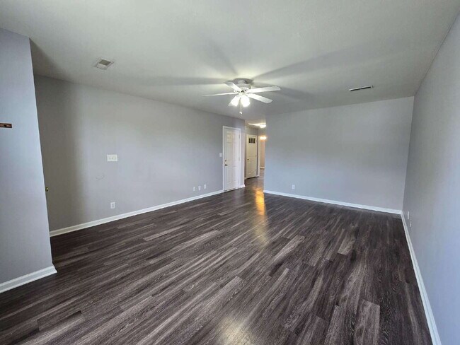 Building Photo - 257 Executive Ave