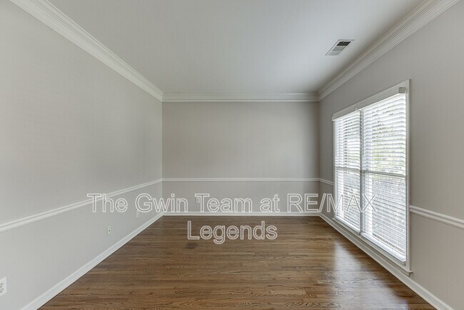 Foto del edificio - 1795 Lake Heights Cir