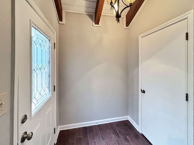 Foto del edificio - Beautiful 4 BR 3.5 BA Home in Marietta!