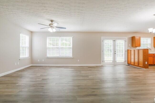 Foto del edificio - 3284 Sable Run Rd