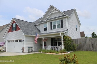 Building Photo - 215 Breakwater Dr