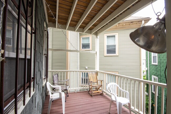 Foto del edificio - 142 Calumet St